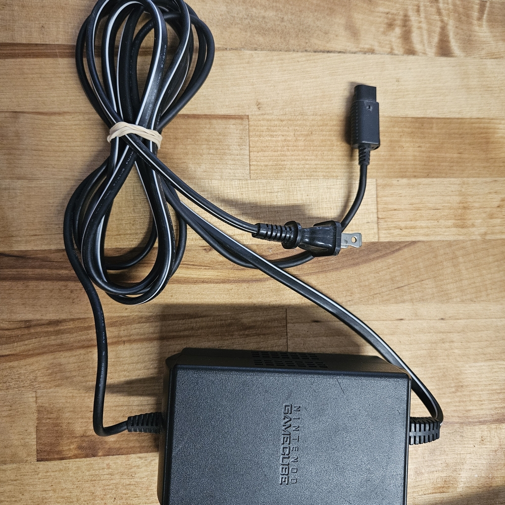 Nintendo GameCube Black‎ Power Supply